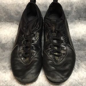 ⚽️Puma one soccer cleats ⚽️ O5